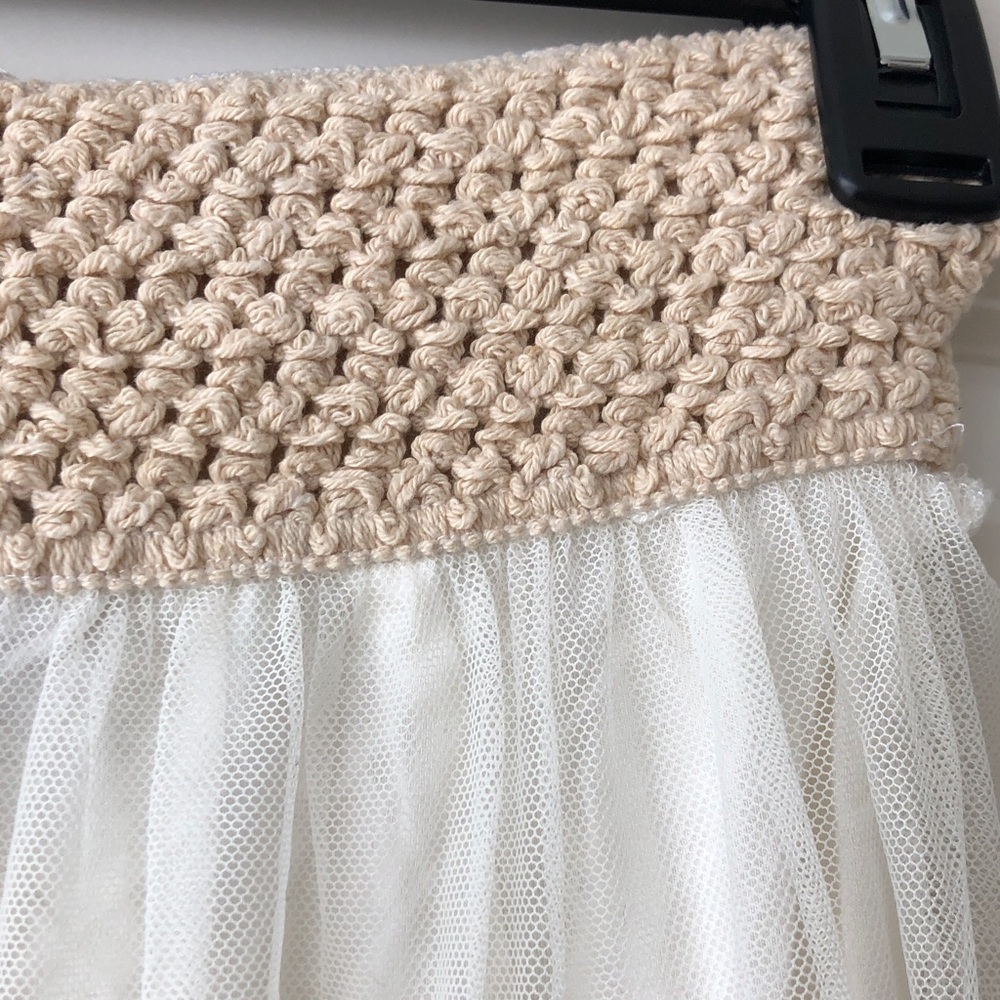 Charlotte Russe Cream Lace Maxi Skirt with Crochet Waistband - Picture 5 of 10